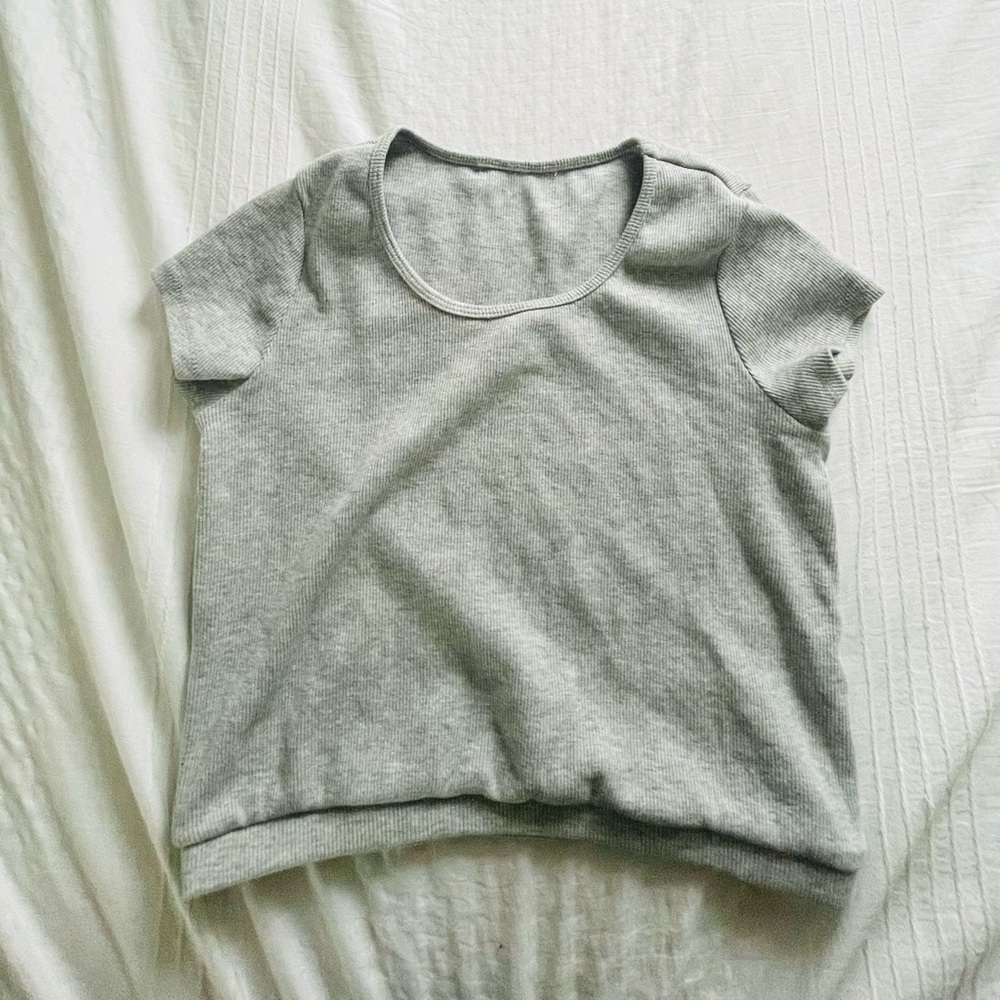 Elegant Heather Gray Women's Short Sleeve Top